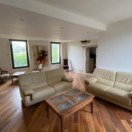 度假居 Domainelachevalerie *