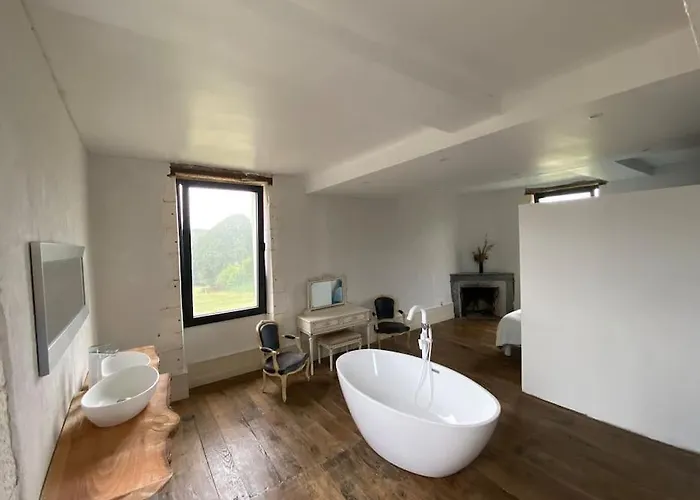 Domainelachevalerie Nyaraló Chapdeuil